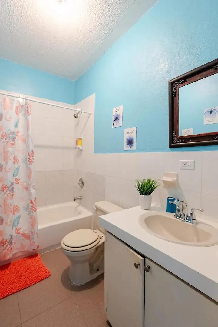 Tropicabana Nassau Apartman
